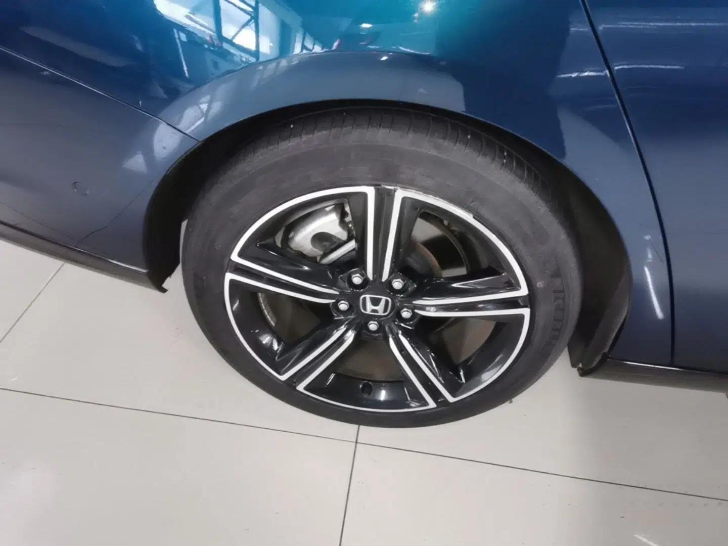 Honda Accord New Energy 2023 2.0L ePHEV Flagship Edition — миниатюра 10
