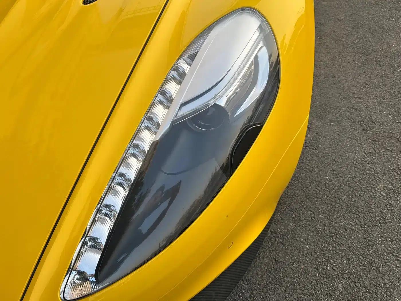 2013 Vanquish 6.0L Standard Model — миниатюра 7
