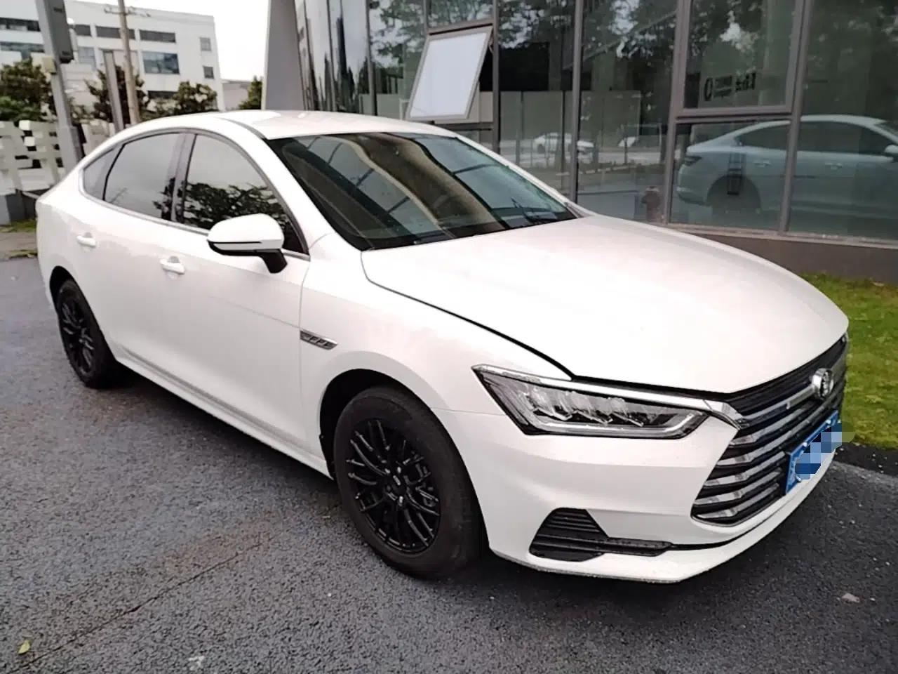 BYD Qin Pro 2020 Beyond Edition 1.5TI Automatic Prestige Version — миниатюра 3