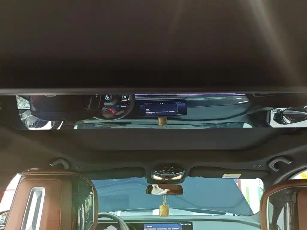 BMW i7 2023 eDrive50L M Sport Package — миниатюра 18