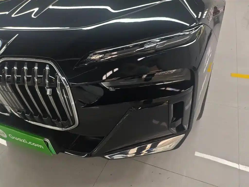 BMW i7 2023 eDrive50L M Sport Package — миниатюра 24