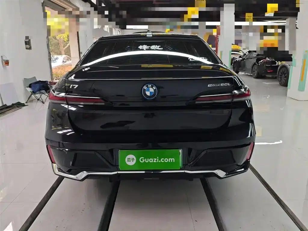 BMW i7 2023 eDrive50L M Sport Package — миниатюра 6