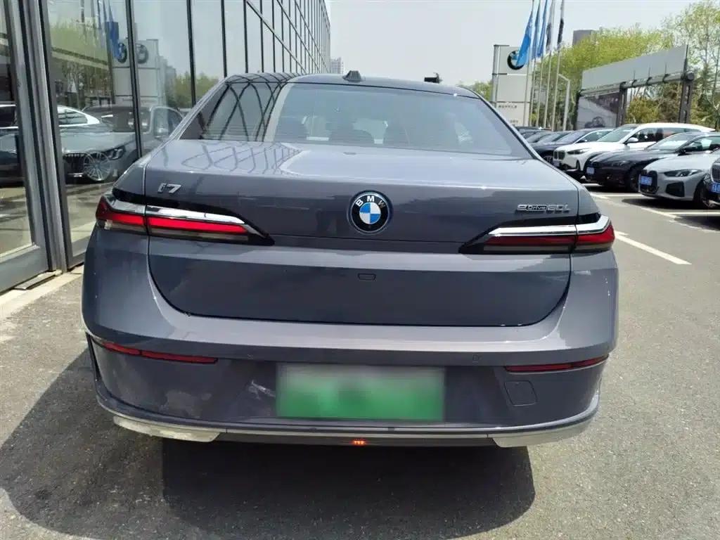 BMW i7 2023 eDrive50L M Sport Package — миниатюра 4