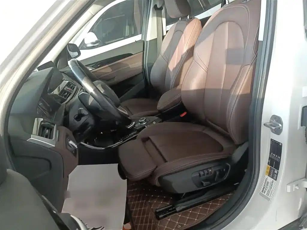 BMW X1 PHEV 2020 xDrive30Le Premium — миниатюра 15