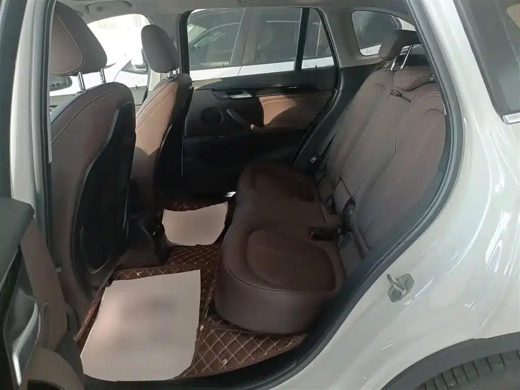 BMW X1 PHEV 2020 xDrive30Le Premium — миниатюра 17