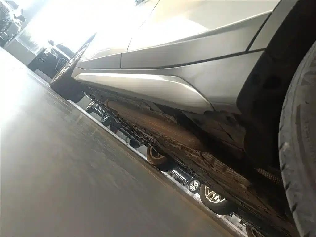 BMW X1 PHEV 2020 xDrive30Le Premium — миниатюра 22