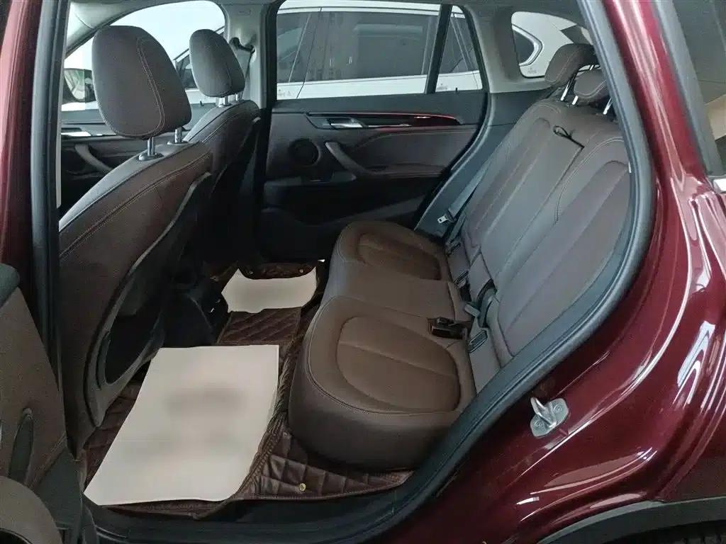 BMW X1 PHEV 2020 xDrive30Le Premium — миниатюра 17