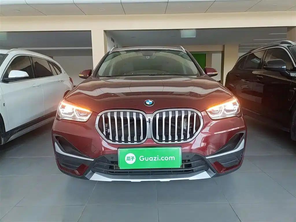 BMW X1 PHEV 2020 xDrive30Le Premium — миниатюра 3