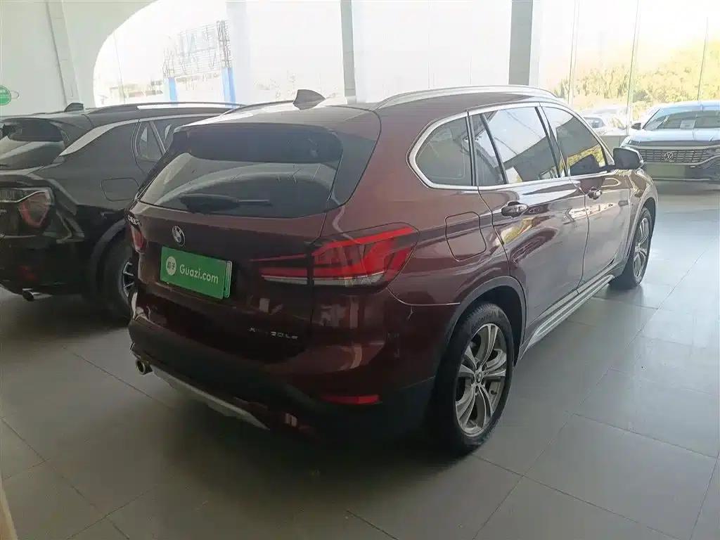 BMW X1 PHEV 2020 xDrive30Le Premium — миниатюра 7
