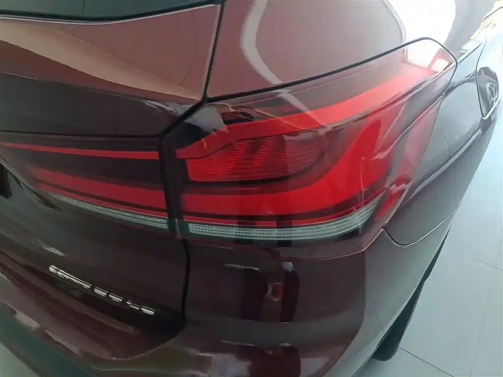 BMW X1 PHEV 2020 xDrive30Le Premium — миниатюра 8