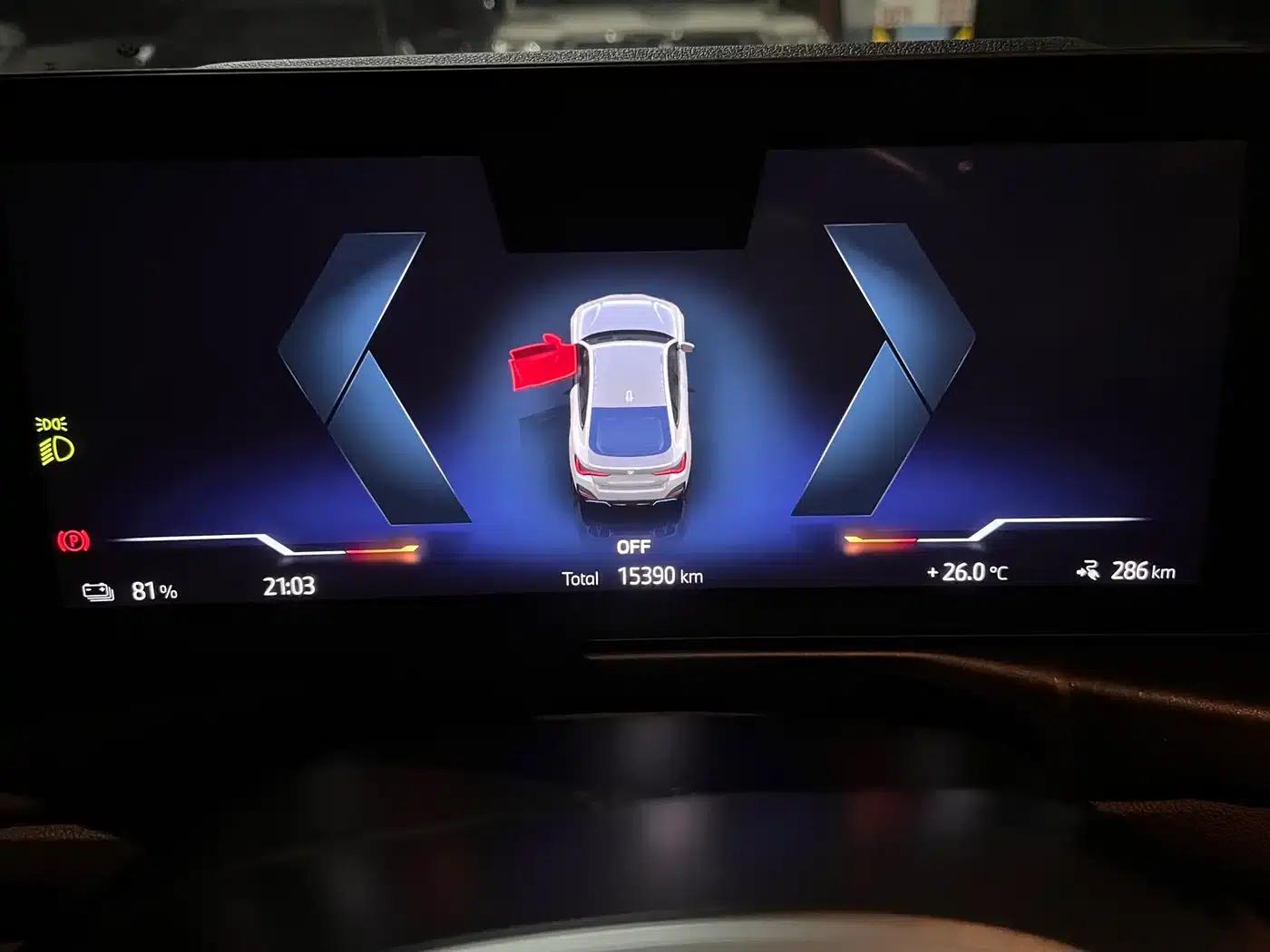 BMW i4 2023 eDrive40 — миниатюра 11