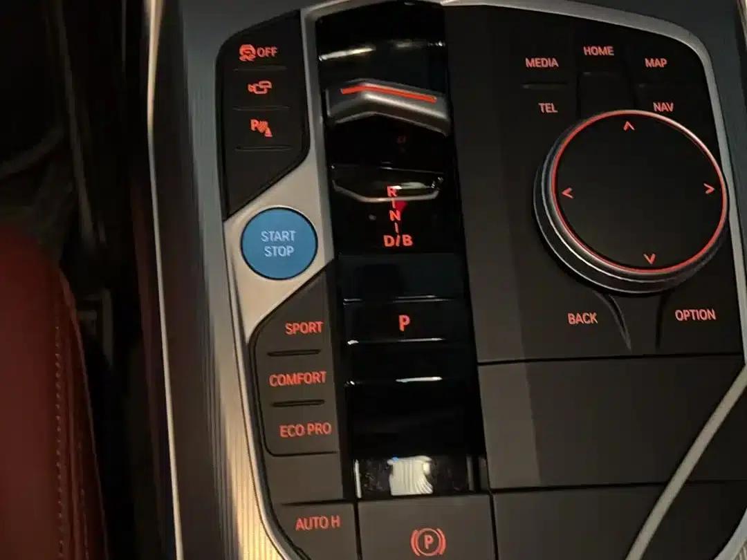 BMW i4 2023 eDrive40 — миниатюра 10