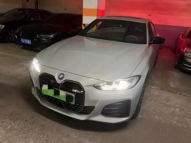BMW i4 2023 eDrive40