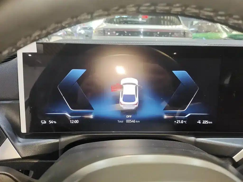 BMW i4 2022 eDrive40 — миниатюра 12