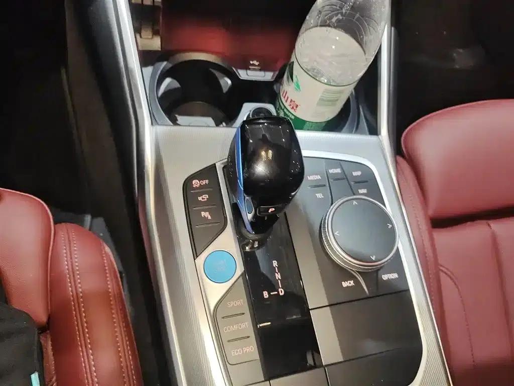 BMW i4 2022 eDrive40 — миниатюра 14