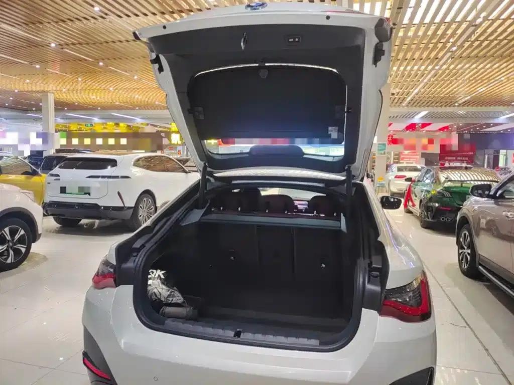 BMW i4 2022 eDrive40 — миниатюра 19