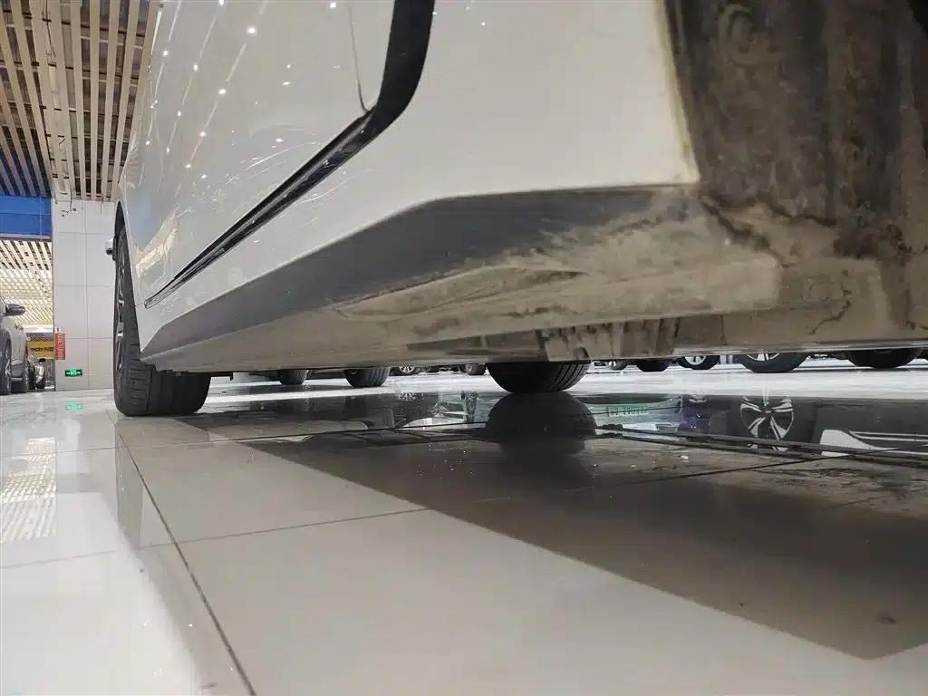 BMW i4 2022 eDrive40 — миниатюра 21