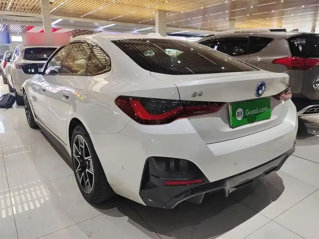 BMW i4 2022 eDrive40 — миниатюра 5