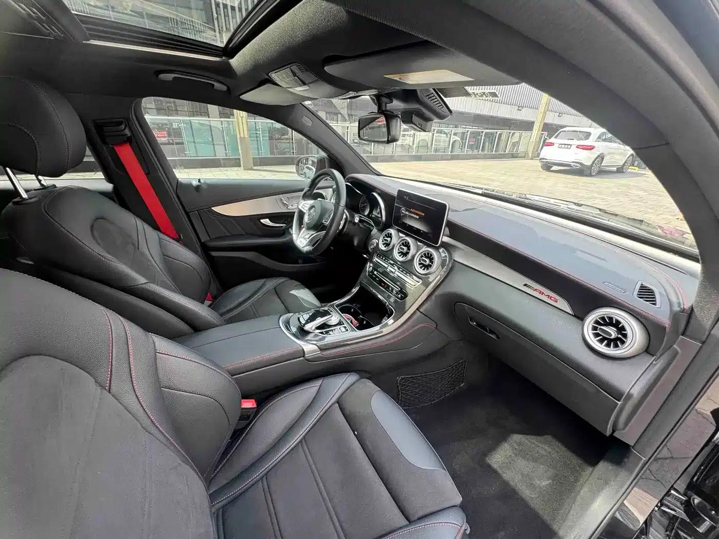 Mercedes-Benz GLC Coupe AMG 2017 AMG GLC 43 4MATIC Coupe SUV — миниатюра 7