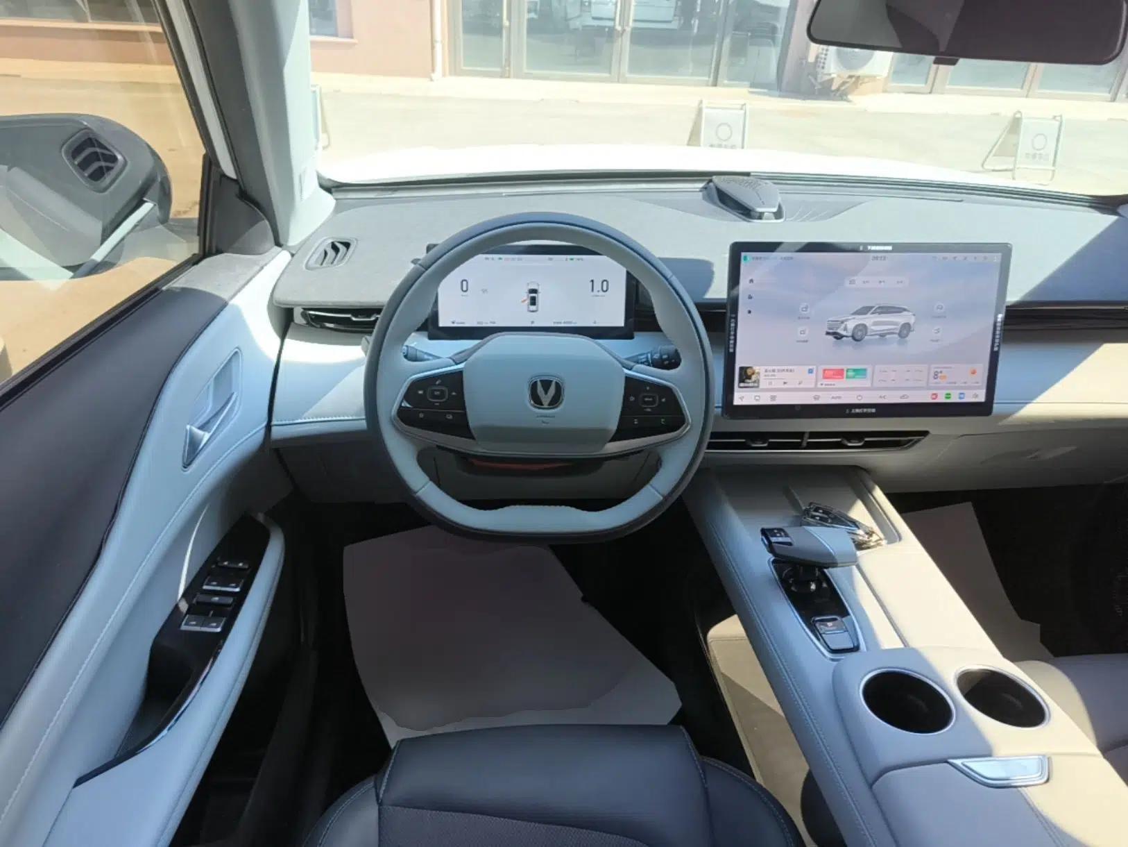 CHANGAN UNI-Z 2025 1.5T Luxury Version — миниатюра 14