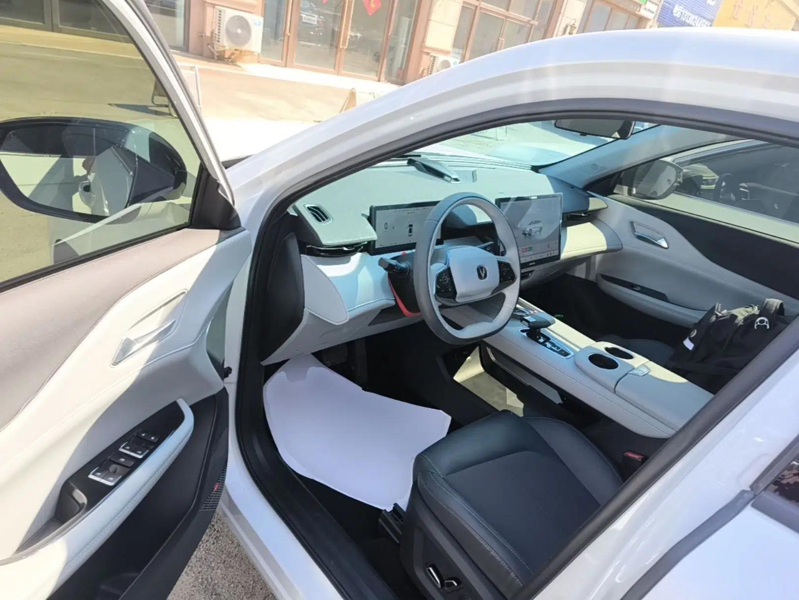 CHANGAN UNI-Z 2025 1.5T Luxury Version — миниатюра 19