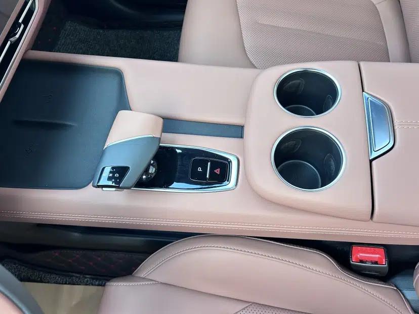 CHANGAN UNI-Z 2025 1.5T Premium Edition — миниатюра 23