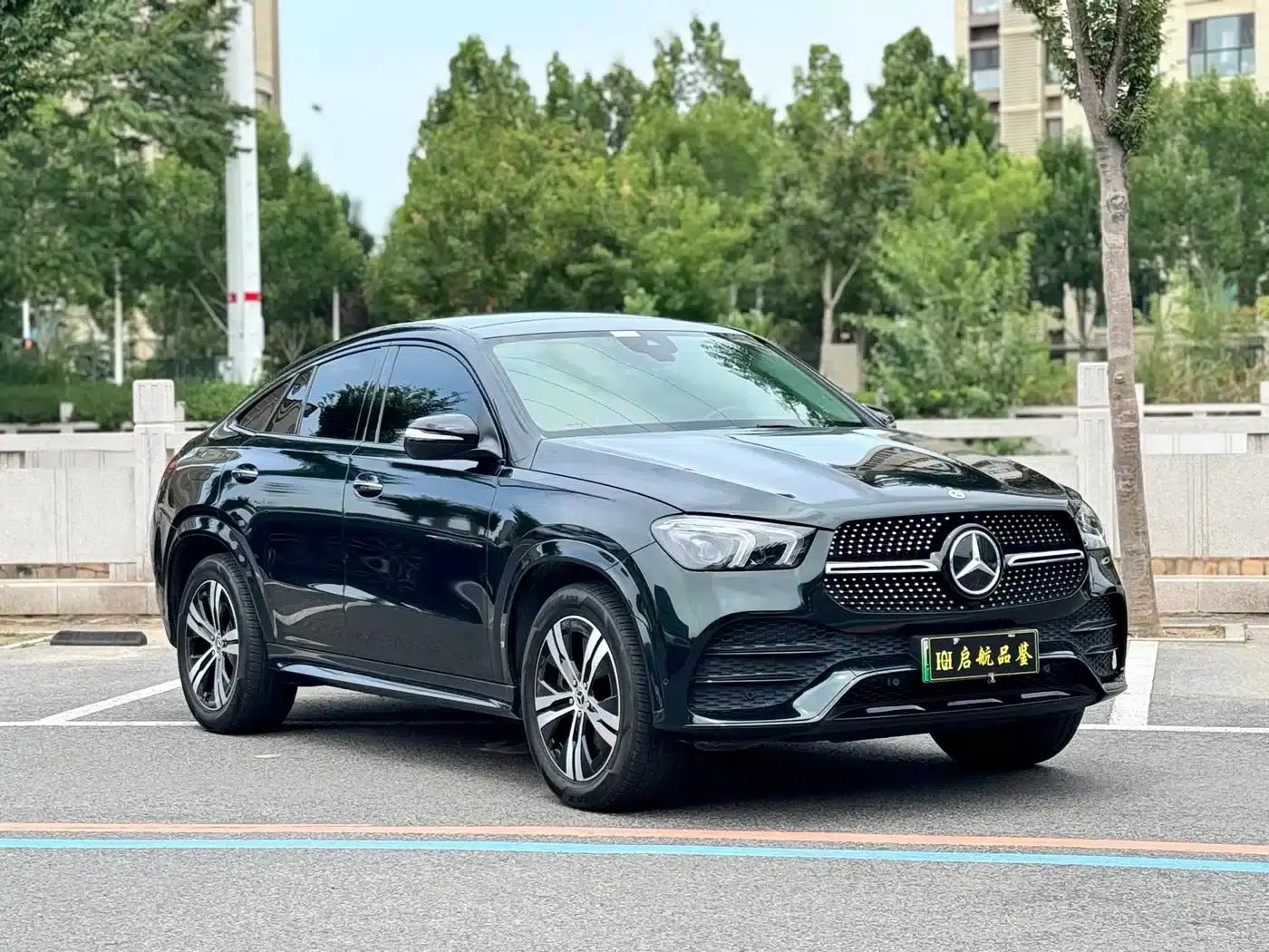 Mercedes-Benz GLE Coupe 2021 GLE 350 e 4MATIC Coupe SUV — миниатюра 3