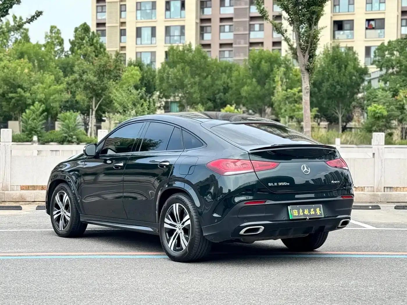 Mercedes-Benz GLE Coupe 2021 GLE 350 e 4MATIC Coupe SUV — миниатюра 8