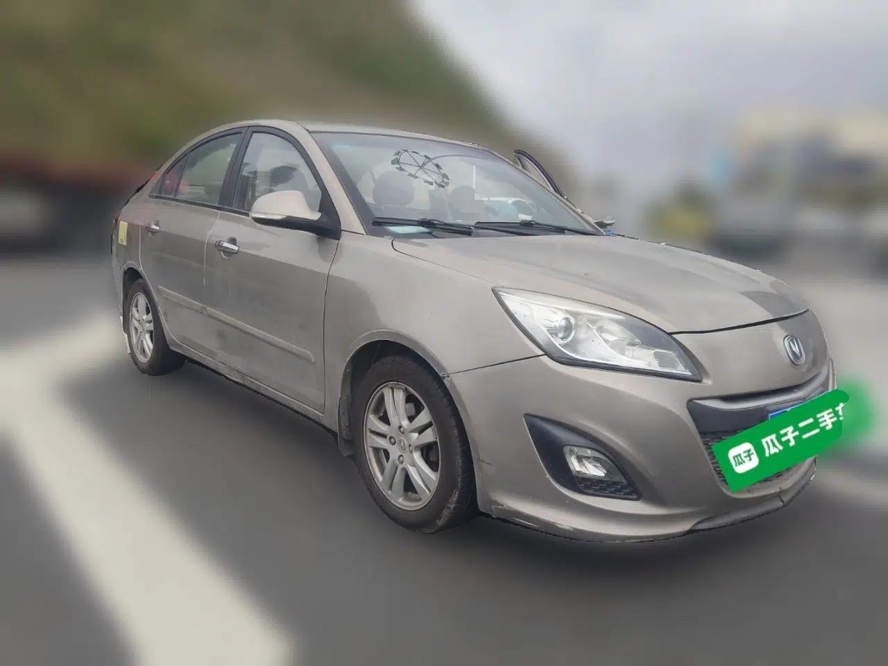 CHANGAN Alsvin V5 2012 1.5L Manual Dream Edition — миниатюра 3