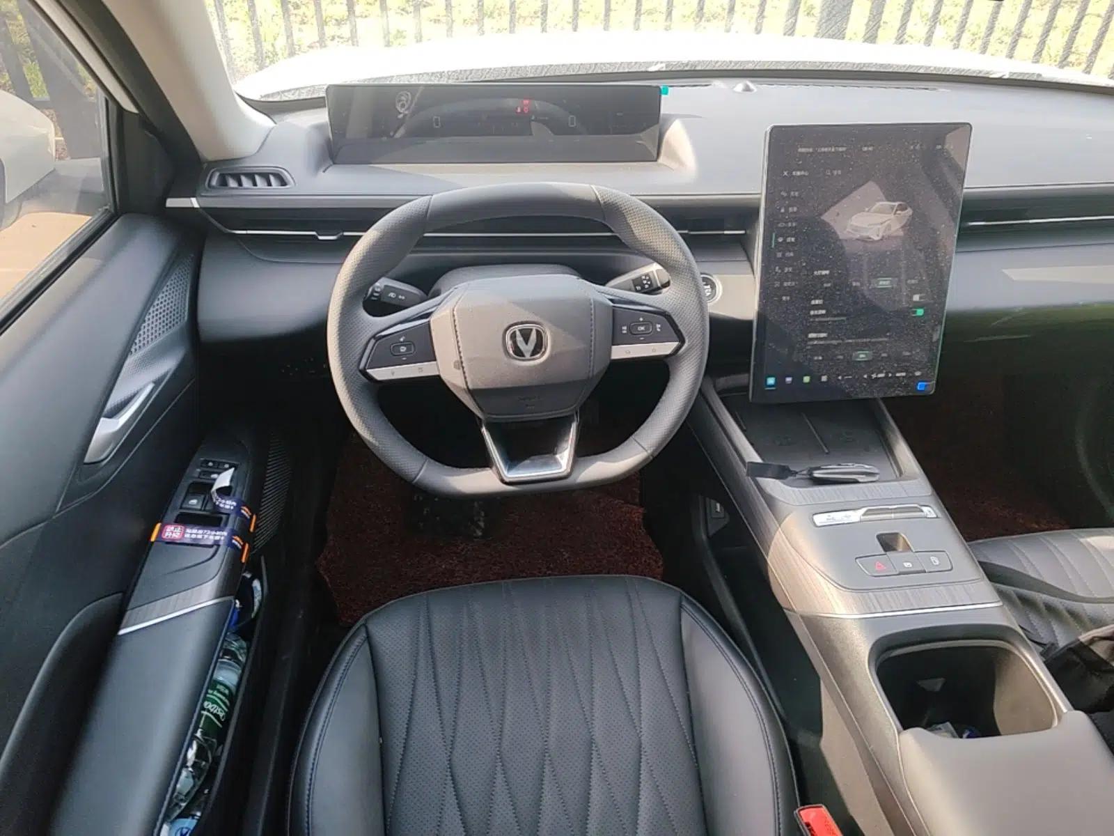 CHANGAN Eado PHEV 2025 Smart New Blue Whale 145KM Battleship Edition — миниатюра 13