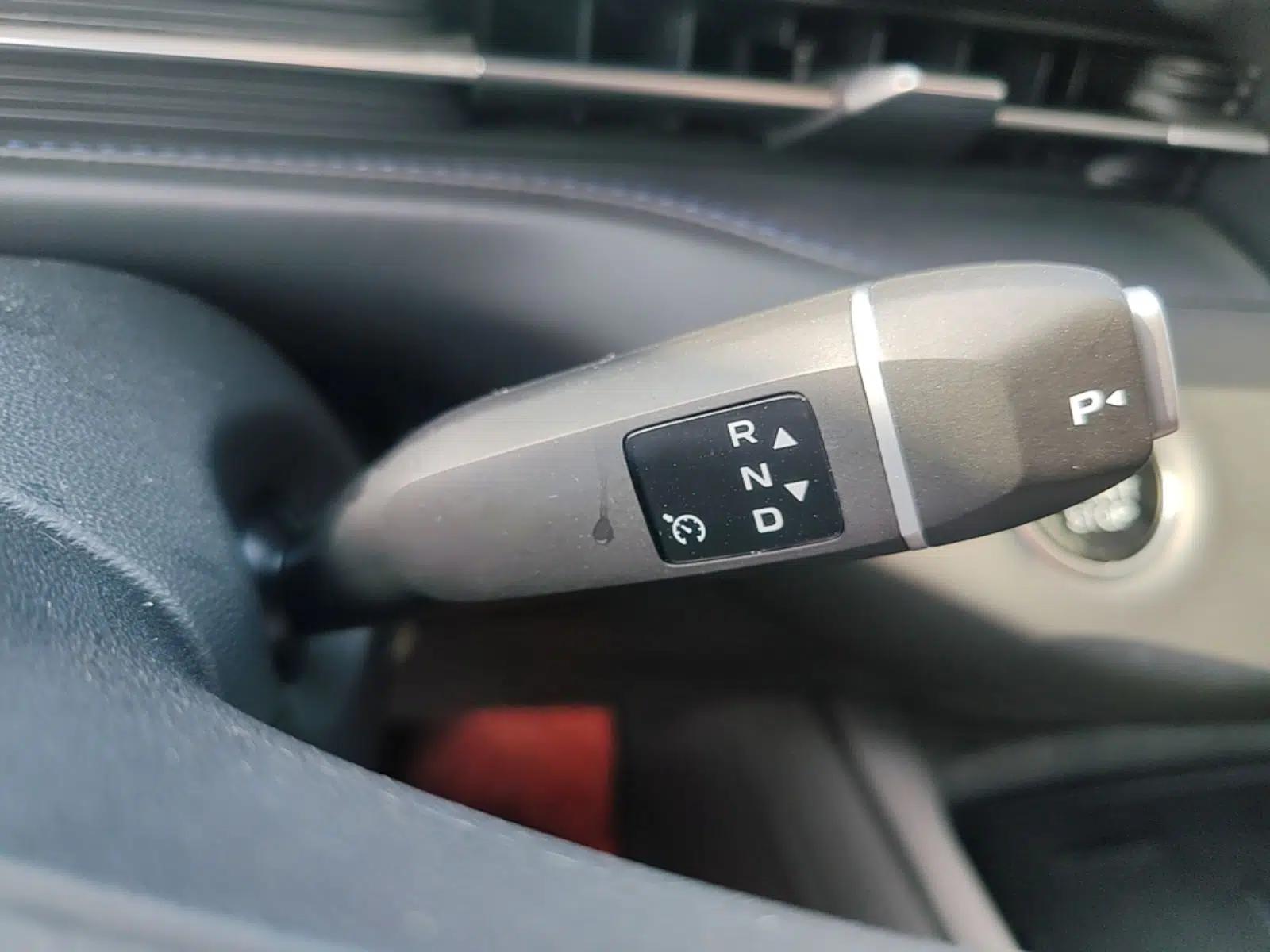 CHANGAN Eado PHEV 2025 Smart New Blue Whale 145KM Battleship Edition — миниатюра 16