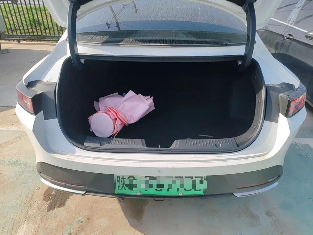 CHANGAN Eado PHEV 2025 Smart New Blue Whale 145KM Battleship Edition — миниатюра 21