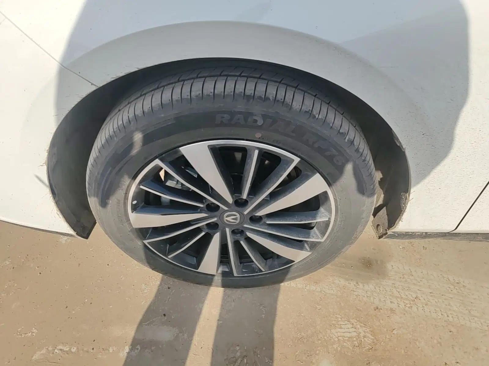 CHANGAN Eado PHEV 2025 Smart New Blue Whale 145KM Battleship Edition — миниатюра 9