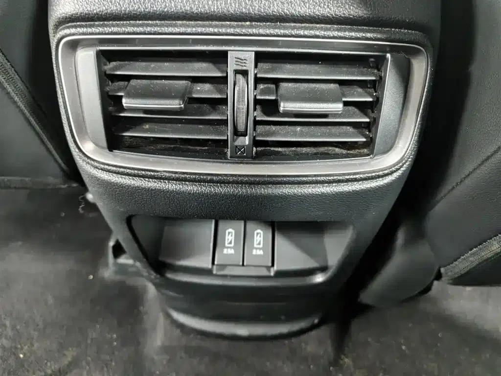 2022 Honda Breeze e:PHEV Premium Edition — миниатюра 11