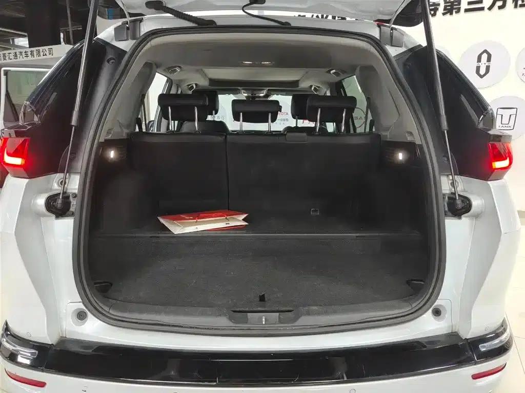 2022 Honda Breeze e:PHEV Premium Edition — миниатюра 18