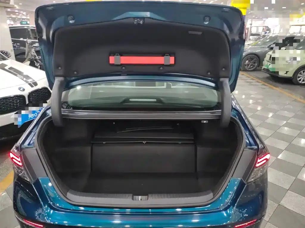Accord PHEV 2023 2.0L e:PHEV Flagship Edition — миниатюра 13