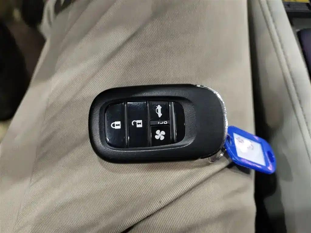 Accord PHEV 2023 2.0L e:PHEV Flagship Edition — миниатюра 15