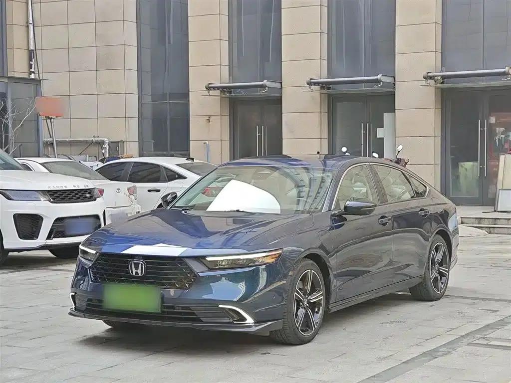 Accord PHEV 2023 2.0L e:PHEV Flagship Edition — миниатюра 22