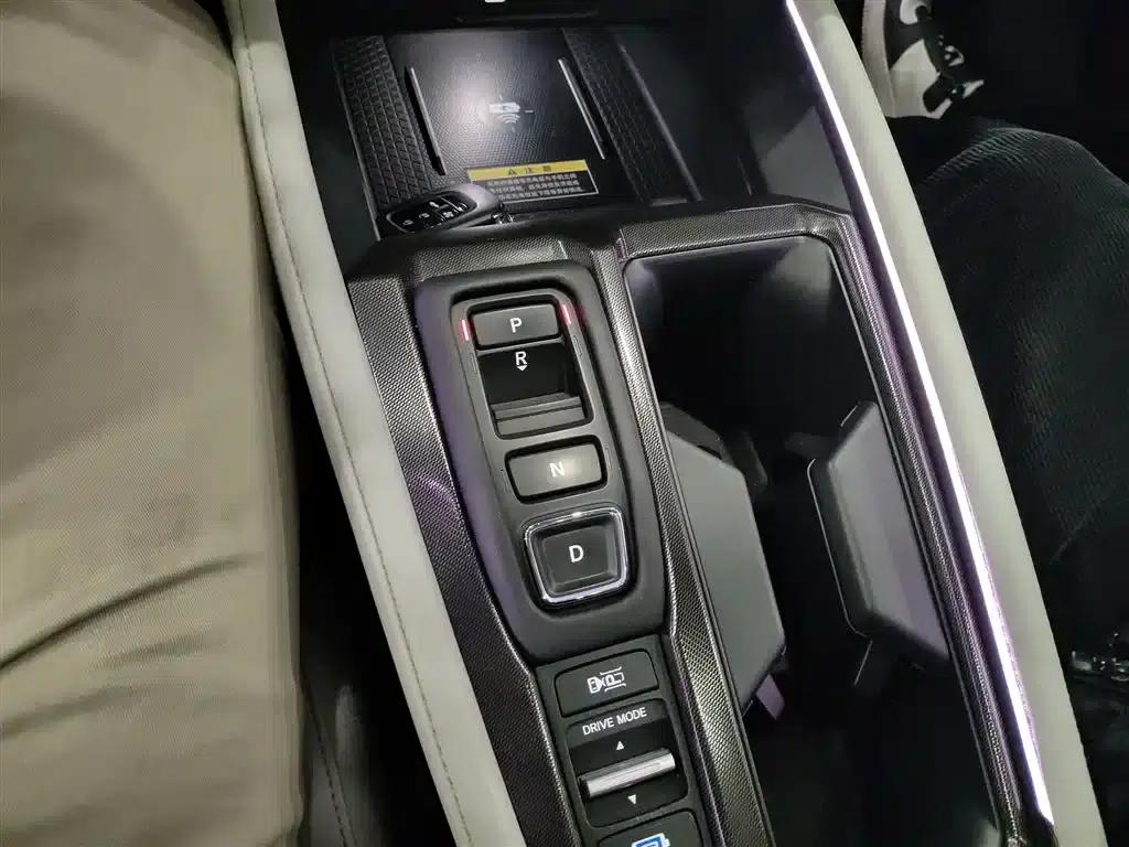 Accord PHEV 2023 2.0L e:PHEV Flagship Edition — миниатюра 8