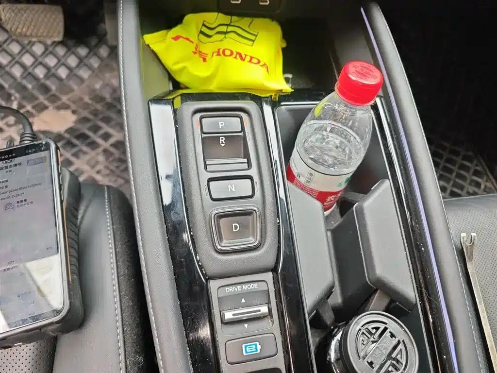 Accord PHEV 2023 2.0L e:PHEV Premium Edition — миниатюра 14