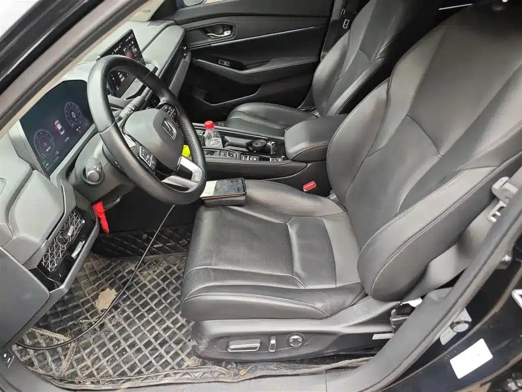 Accord PHEV 2023 2.0L e:PHEV Premium Edition — миниатюра 15