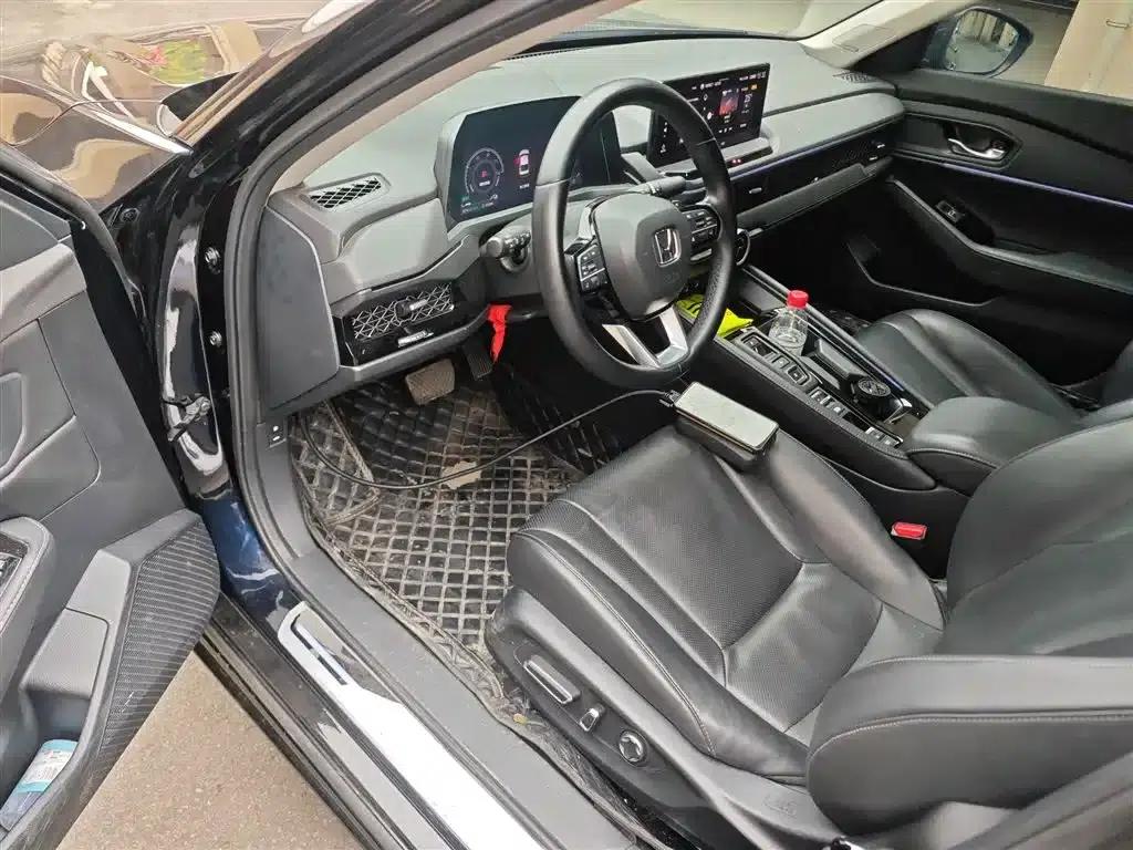 Accord PHEV 2023 2.0L e:PHEV Premium Edition — миниатюра 16