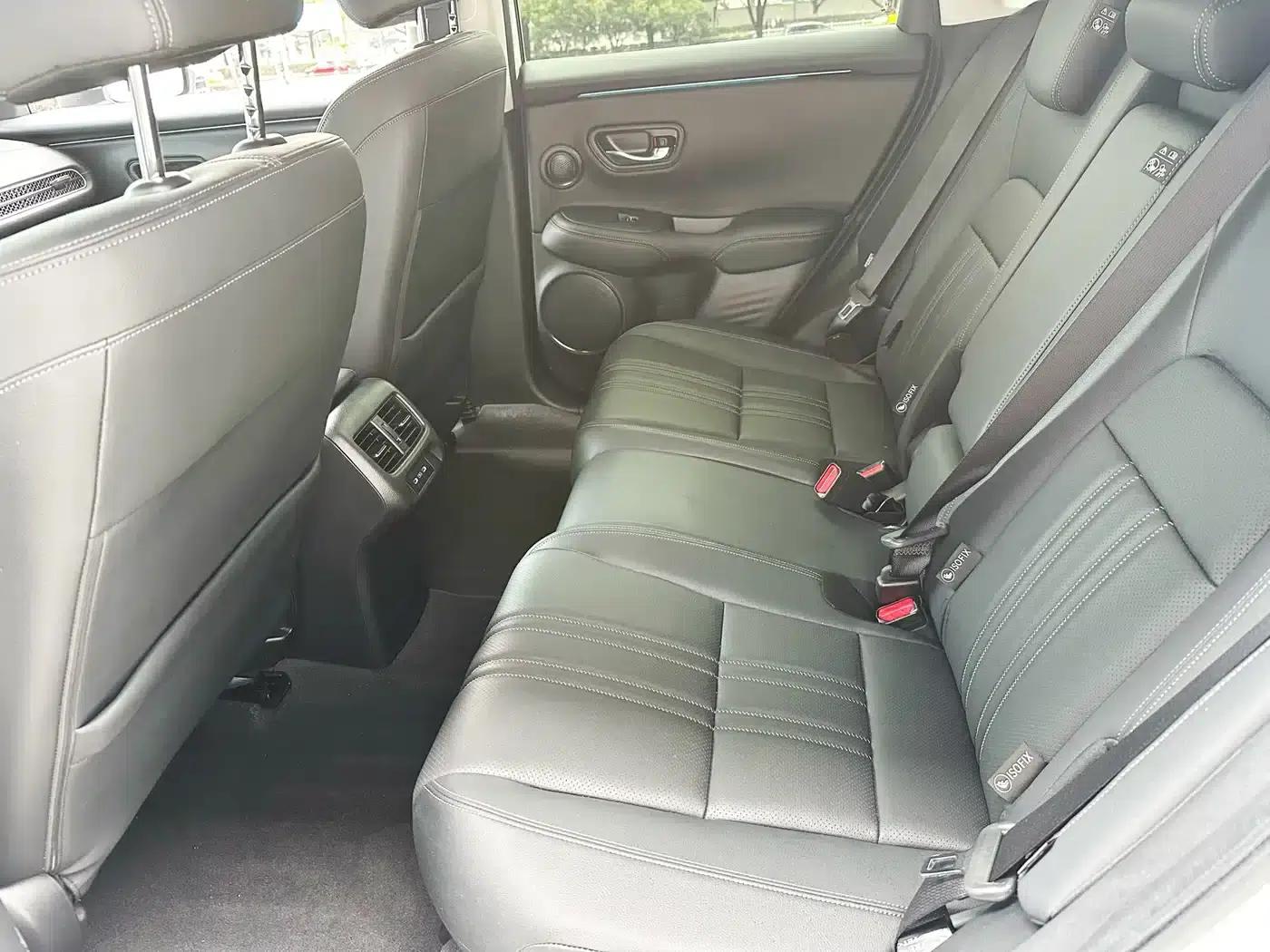 Honda HR-V 2023 2.0L e:HEV Dynamic Edition — миниатюра 11