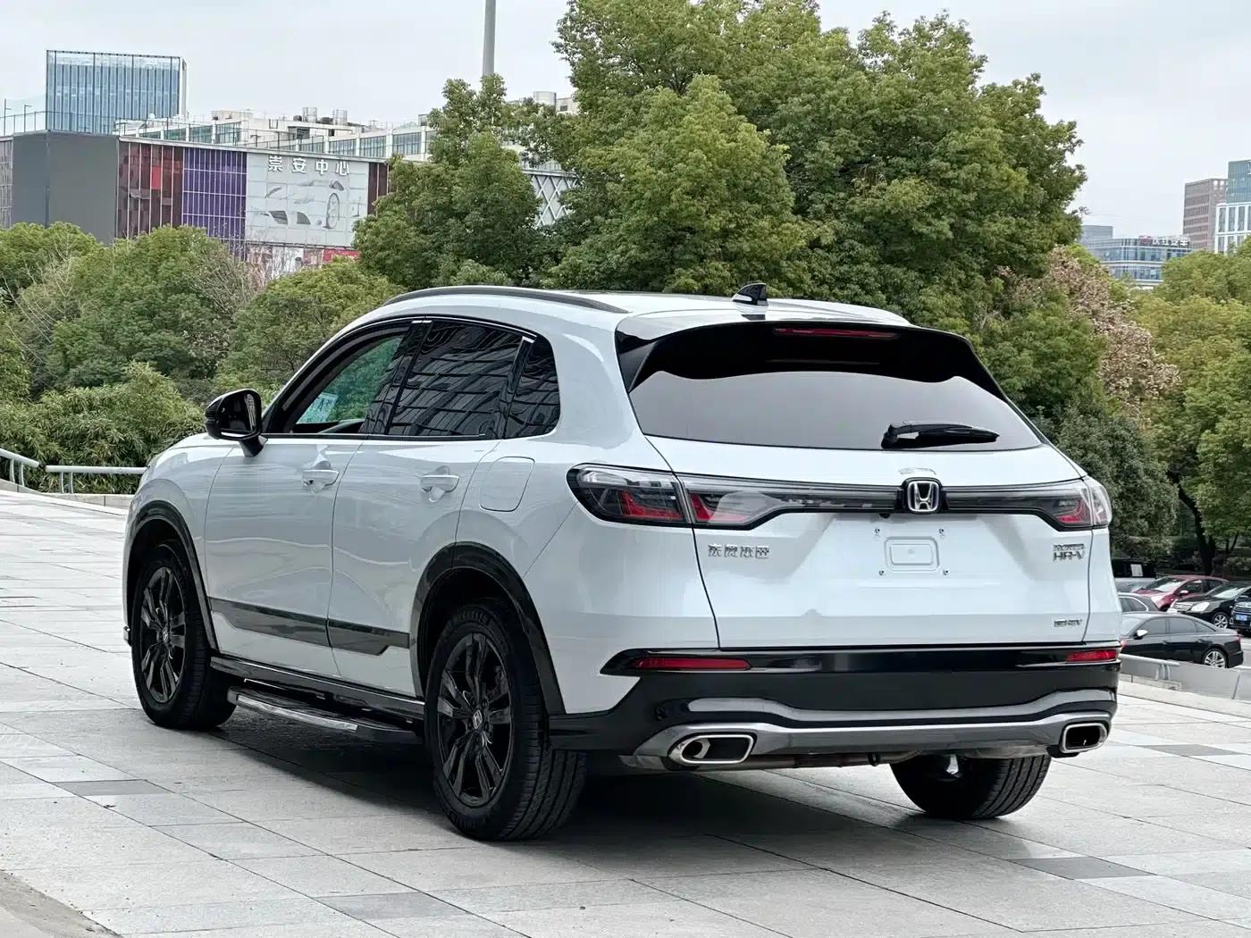 Honda HR-V 2023 2.0L e:HEV Dynamic Edition — миниатюра 6