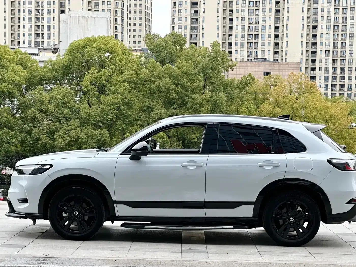 Honda HR-V 2023 2.0L e:HEV Dynamic Edition — миниатюра 7