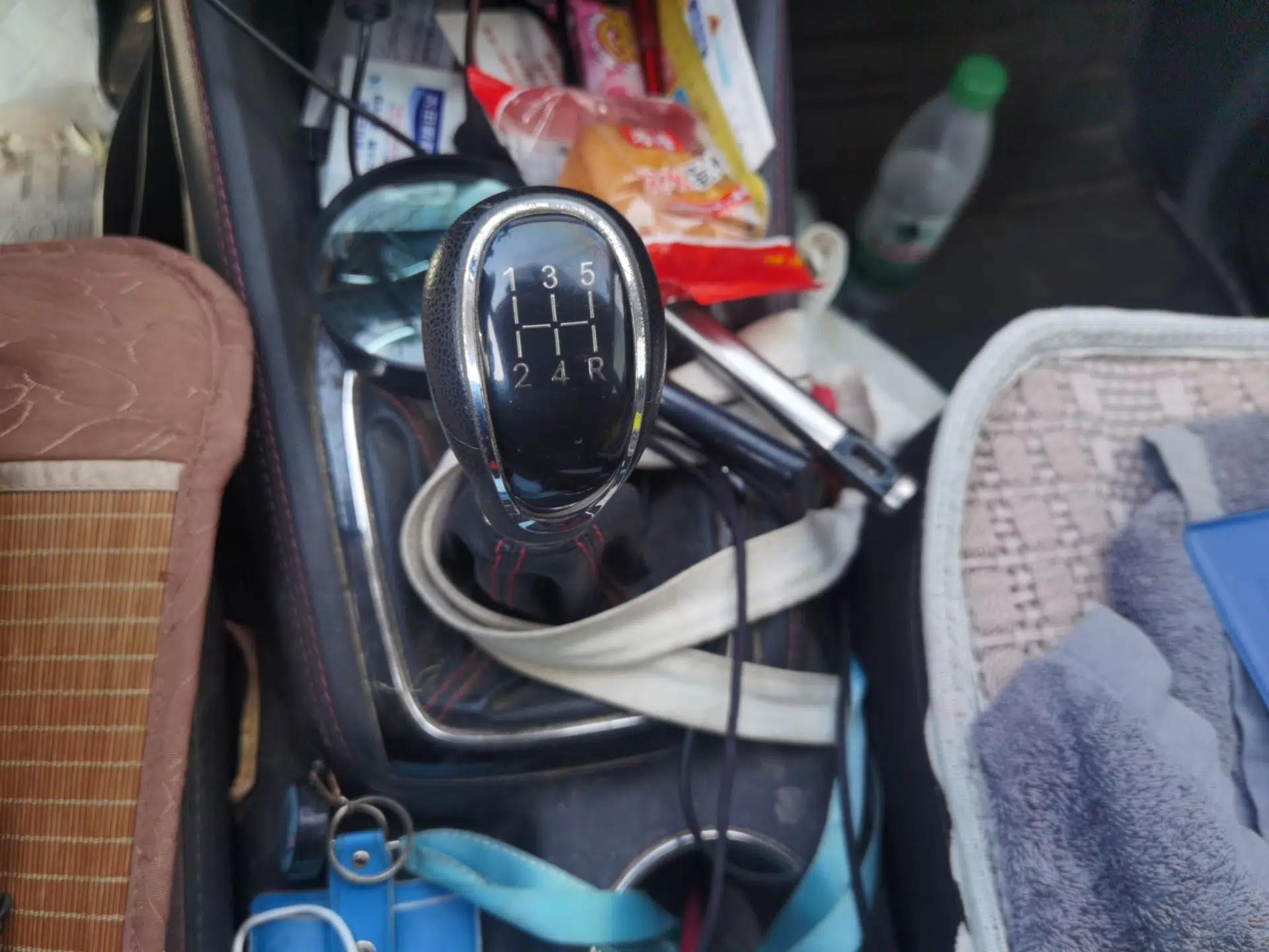 CHANGAN OSHAN A800 2017 1.6L Manual Luxury Model — миниатюра 15