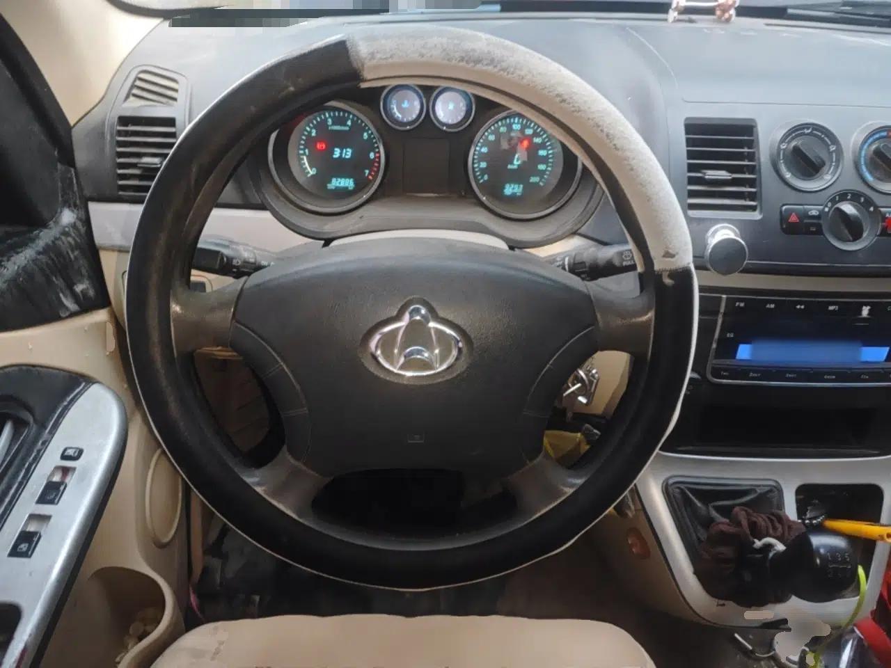 CHANGAN KAICHENG Ruixing M90 2016 2.0L Comfort Edition 4G94S — миниатюра 11