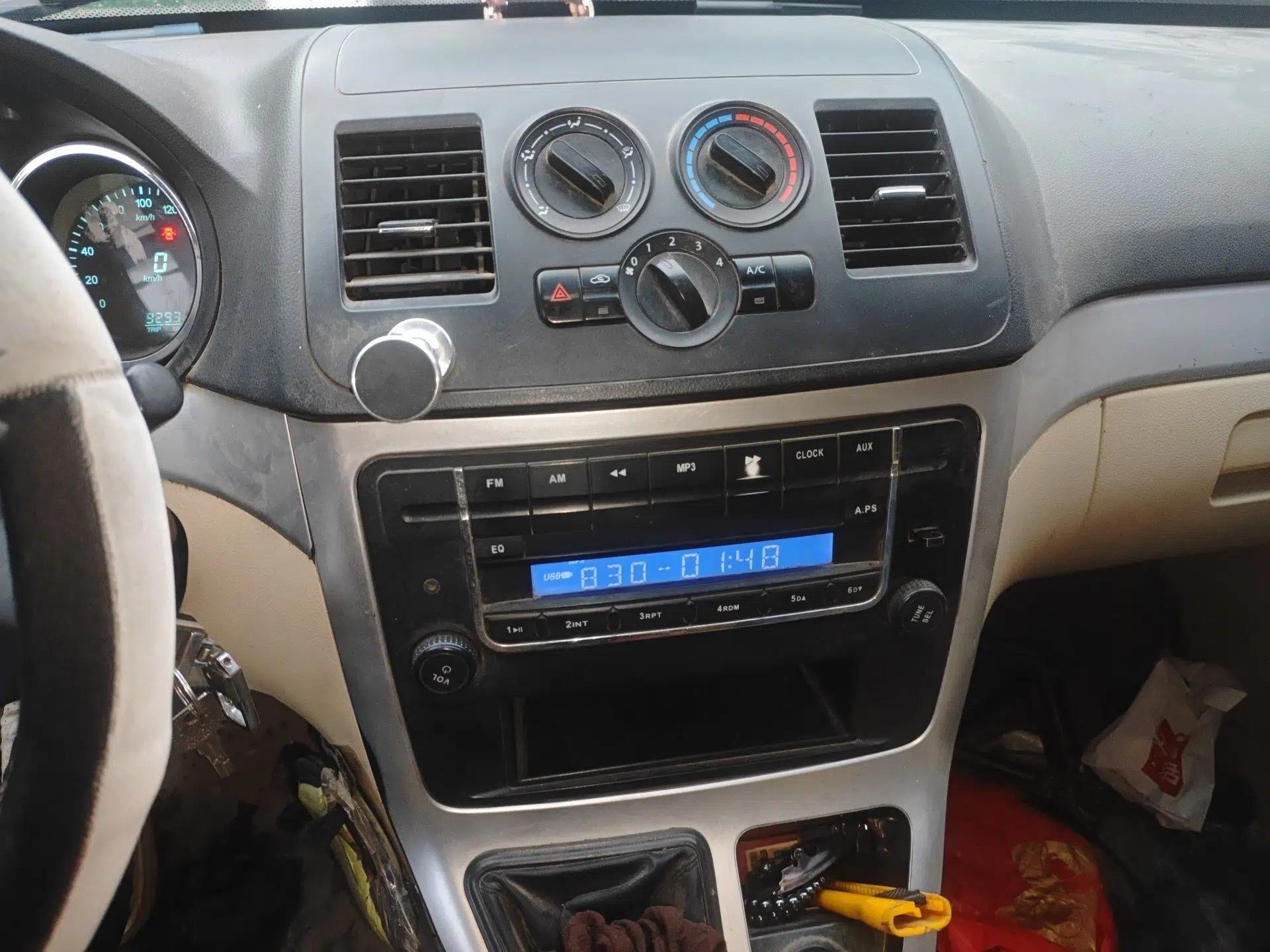 CHANGAN KAICHENG Ruixing M90 2016 2.0L Comfort Edition 4G94S — миниатюра 14