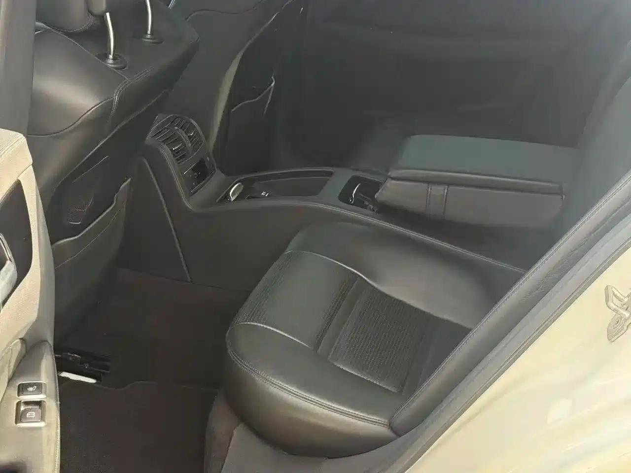 2015 Mercedes-Benz CLS AMG 63 4MATIC — миниатюра 6