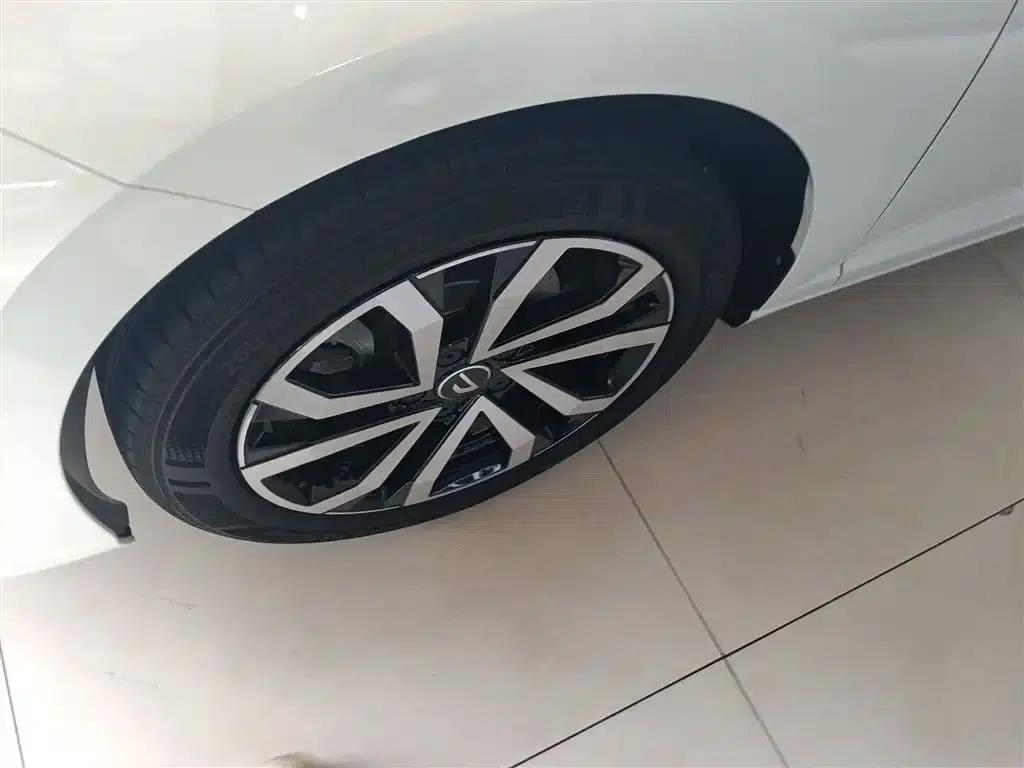 Jetta VA7 2025 1.4T Automatic First-Come, First-Served Edition — миниатюра 23